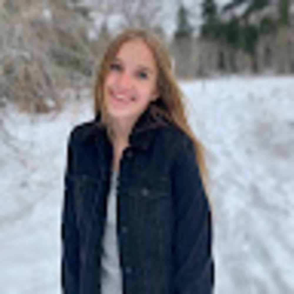 Meet your Posher, Claire